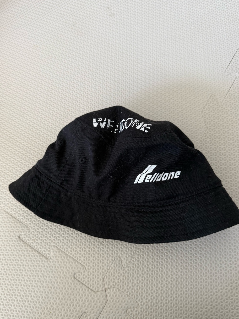 We11done Black Logo Stamp Bucket Hat